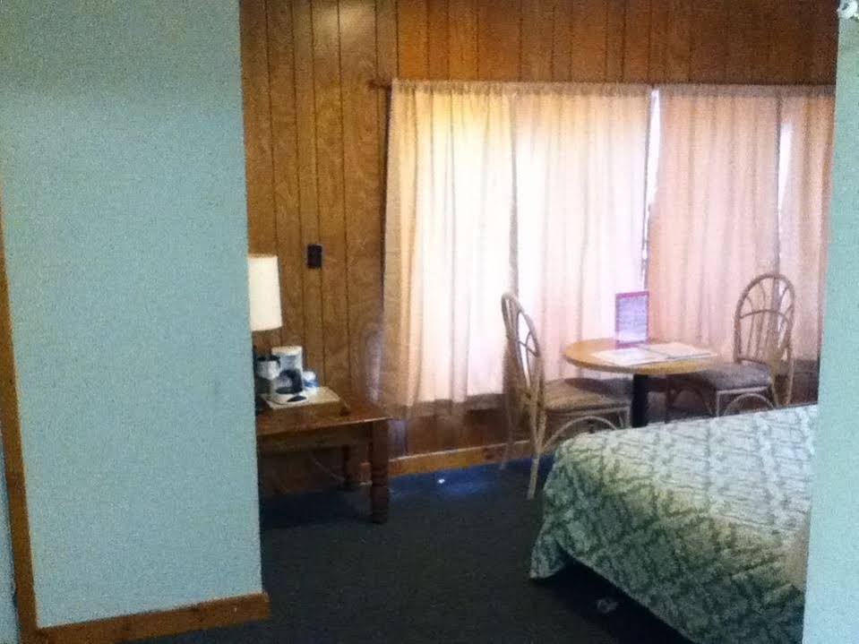 Yough Valley Motel