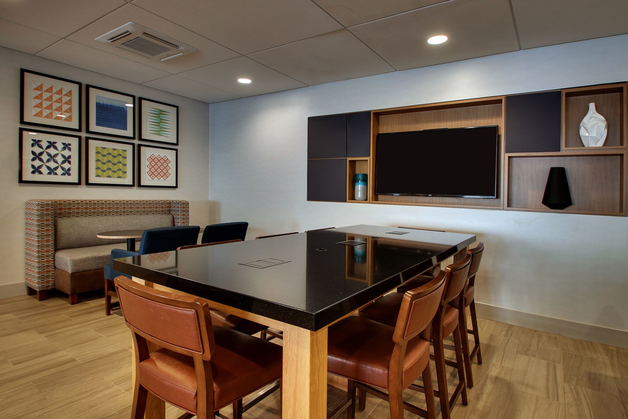 Holiday Inn Express Baltimore Bwi Airport West