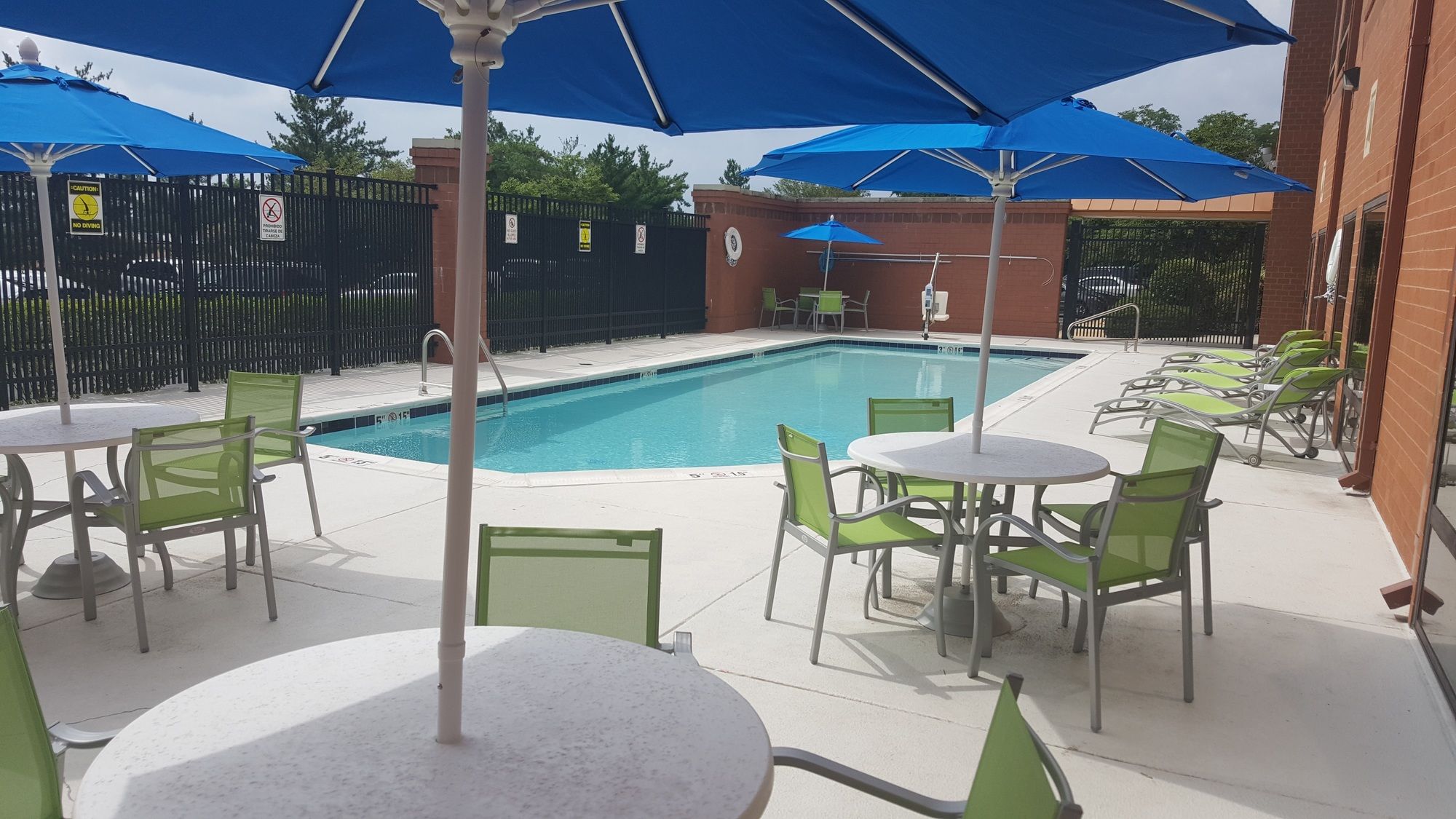 Holiday Inn Express Baltimore Bwi Airport West