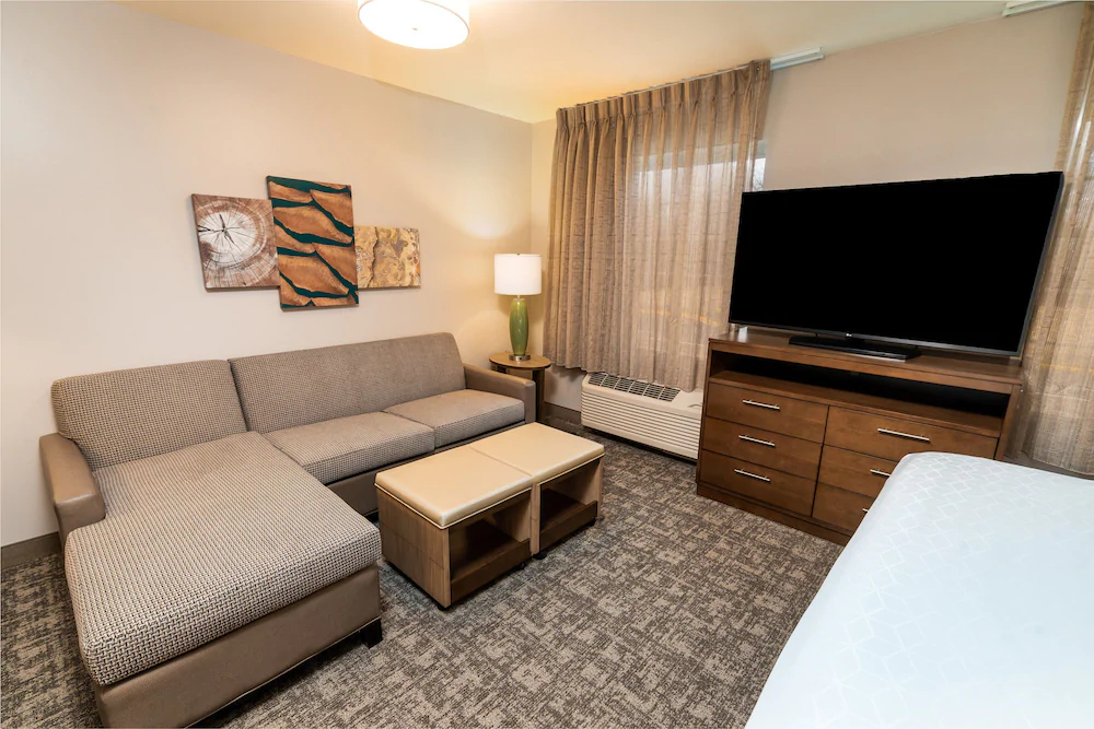 Staybridge Suites Washington DC East - Largo