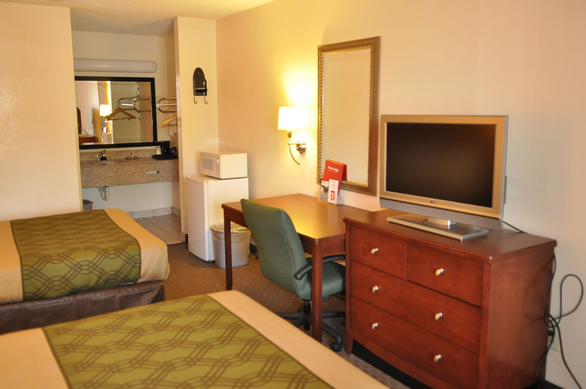 Americas Best Value Inn Laurel