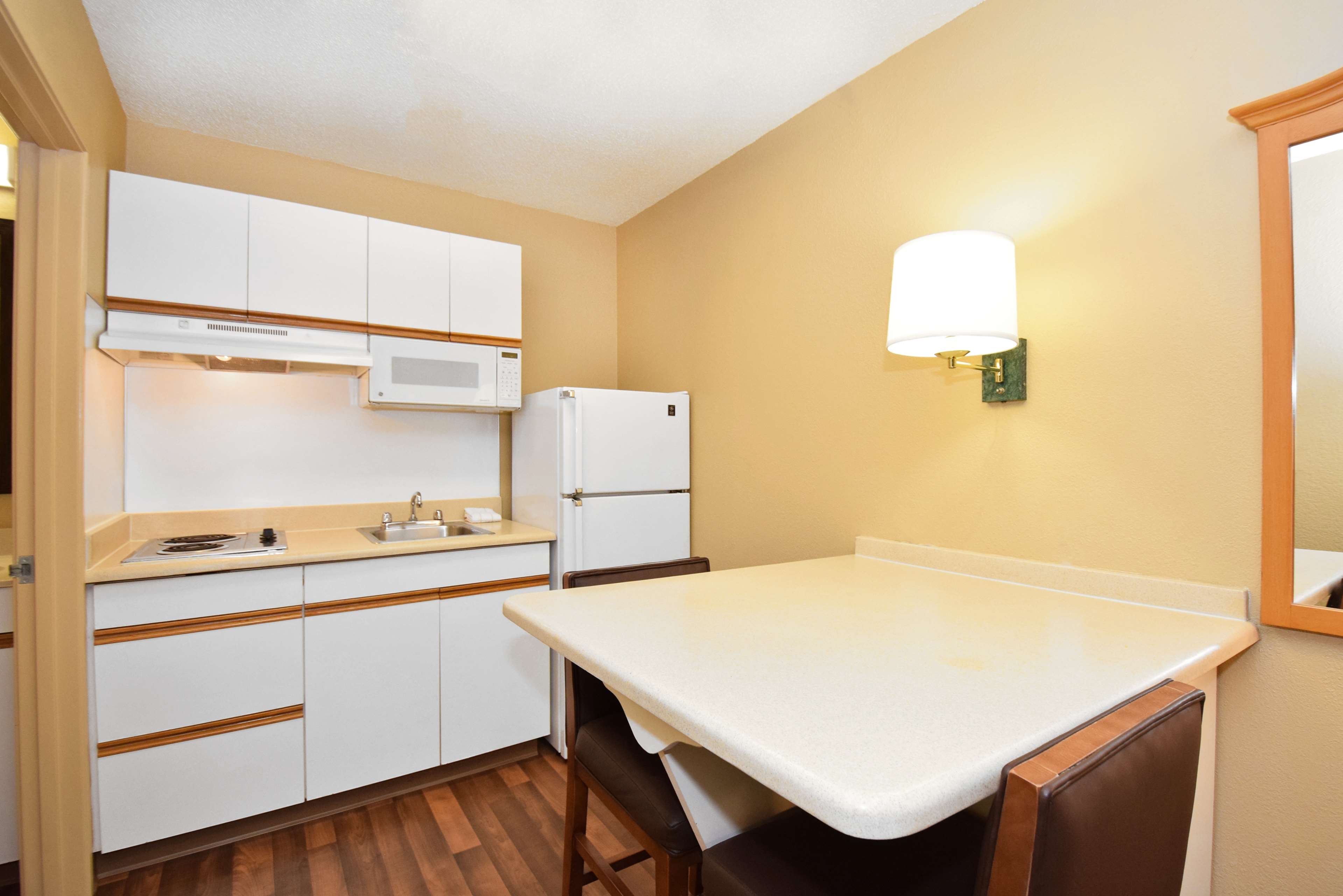 Extended Stay America Baltimore BWl Airport International Dr.