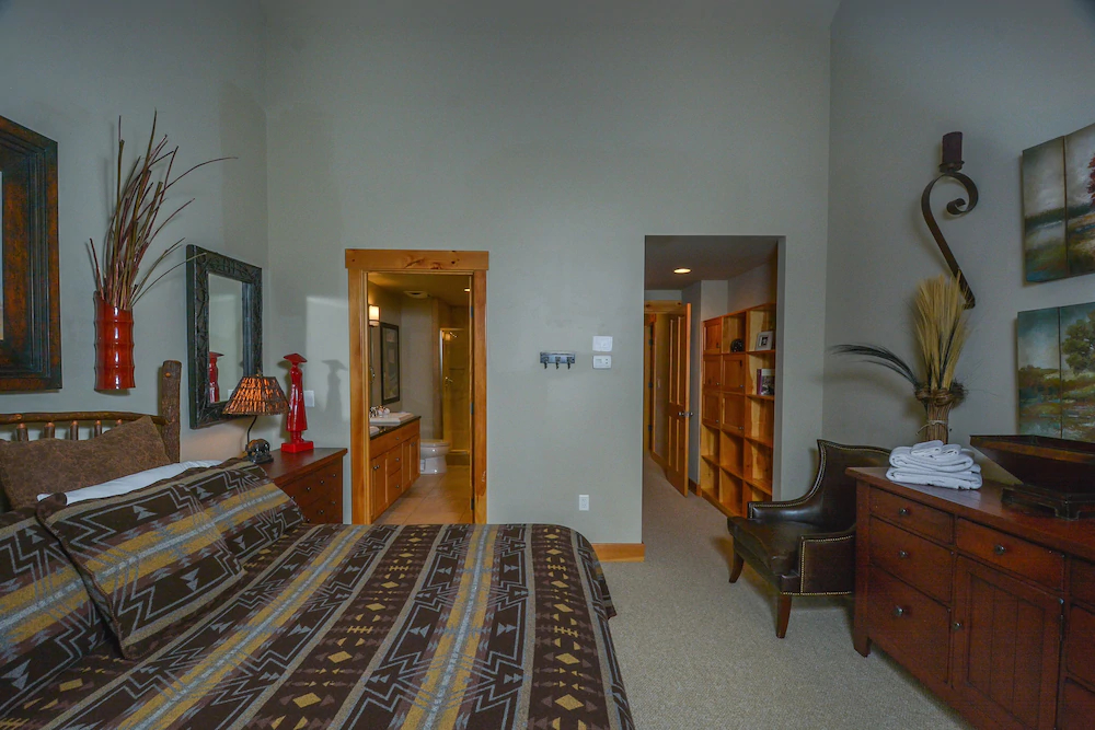 All Seasons Pass House