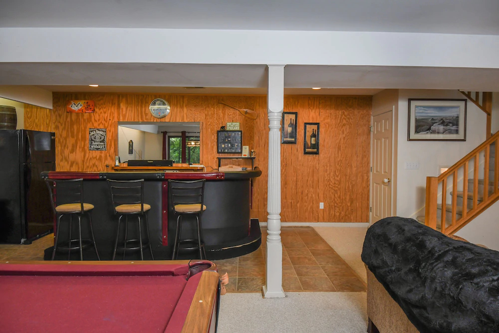 Hiatus House