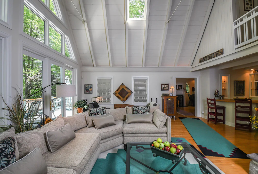 Quiet Retreat Four bedroom Holiday Home