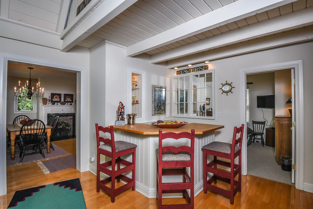 Quiet Retreat Four bedroom Holiday Home