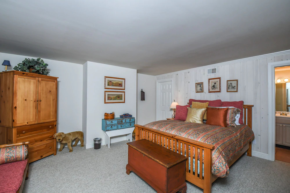 Quiet Retreat Four bedroom Holiday Home