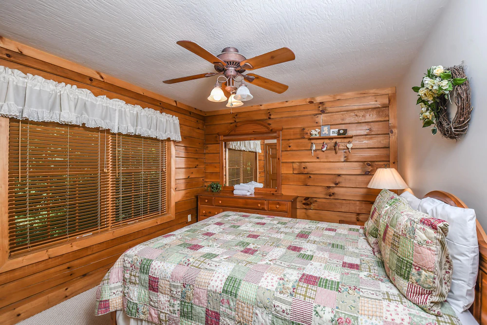 Rock Lodge Cabin House