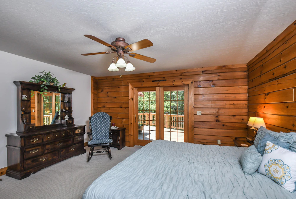 Rock Lodge Cabin House