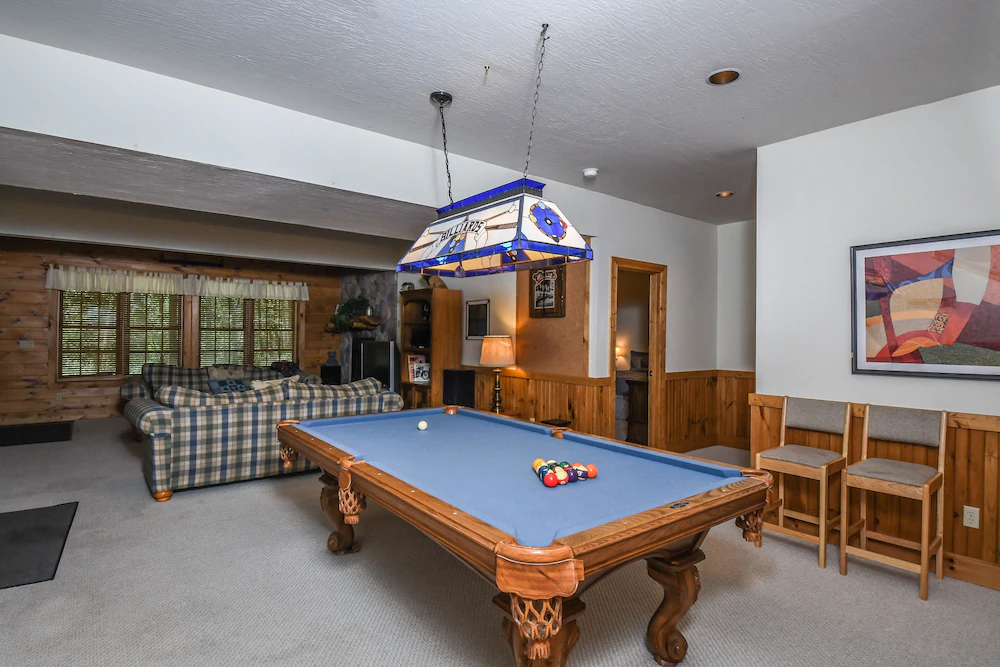 Rock Lodge Cabin House
