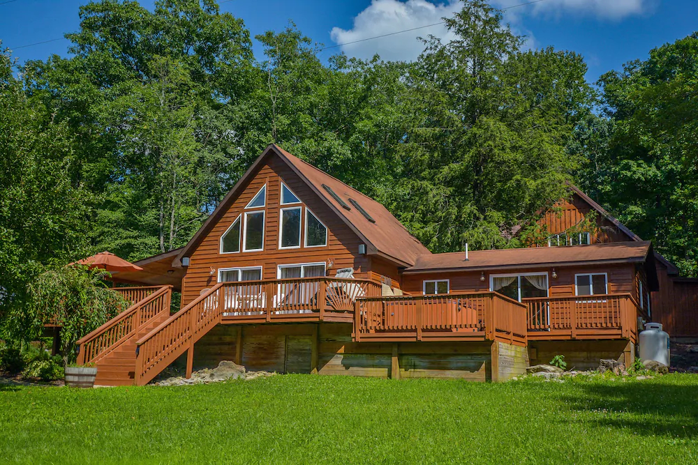 Slope's Edge House