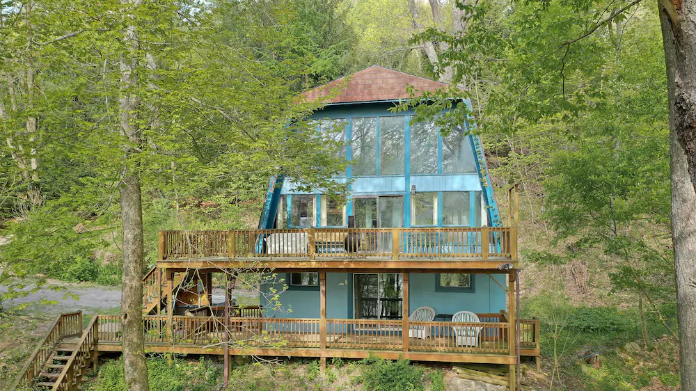 Waterside Bliss House