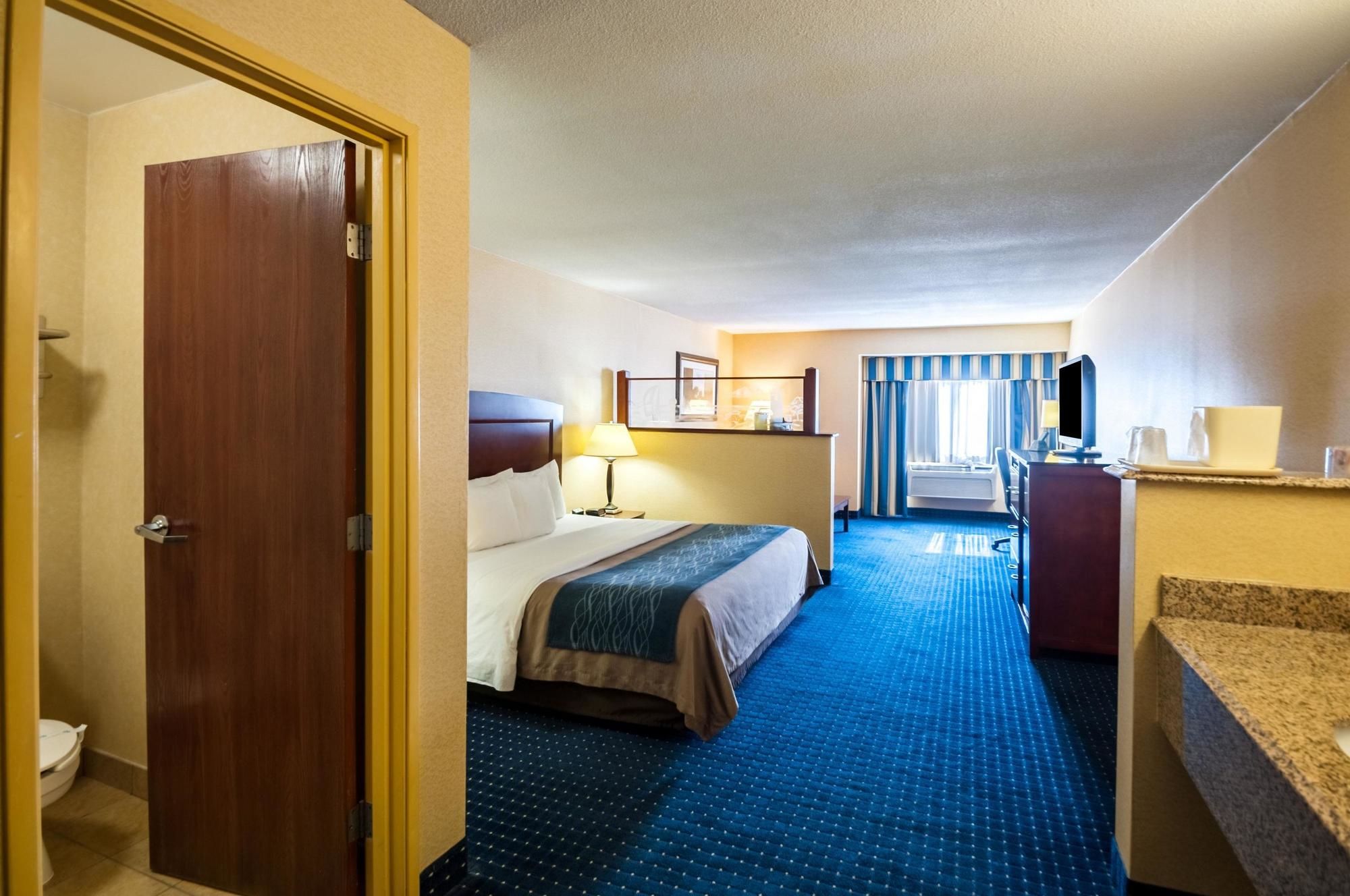 Comfort Inn & Suites