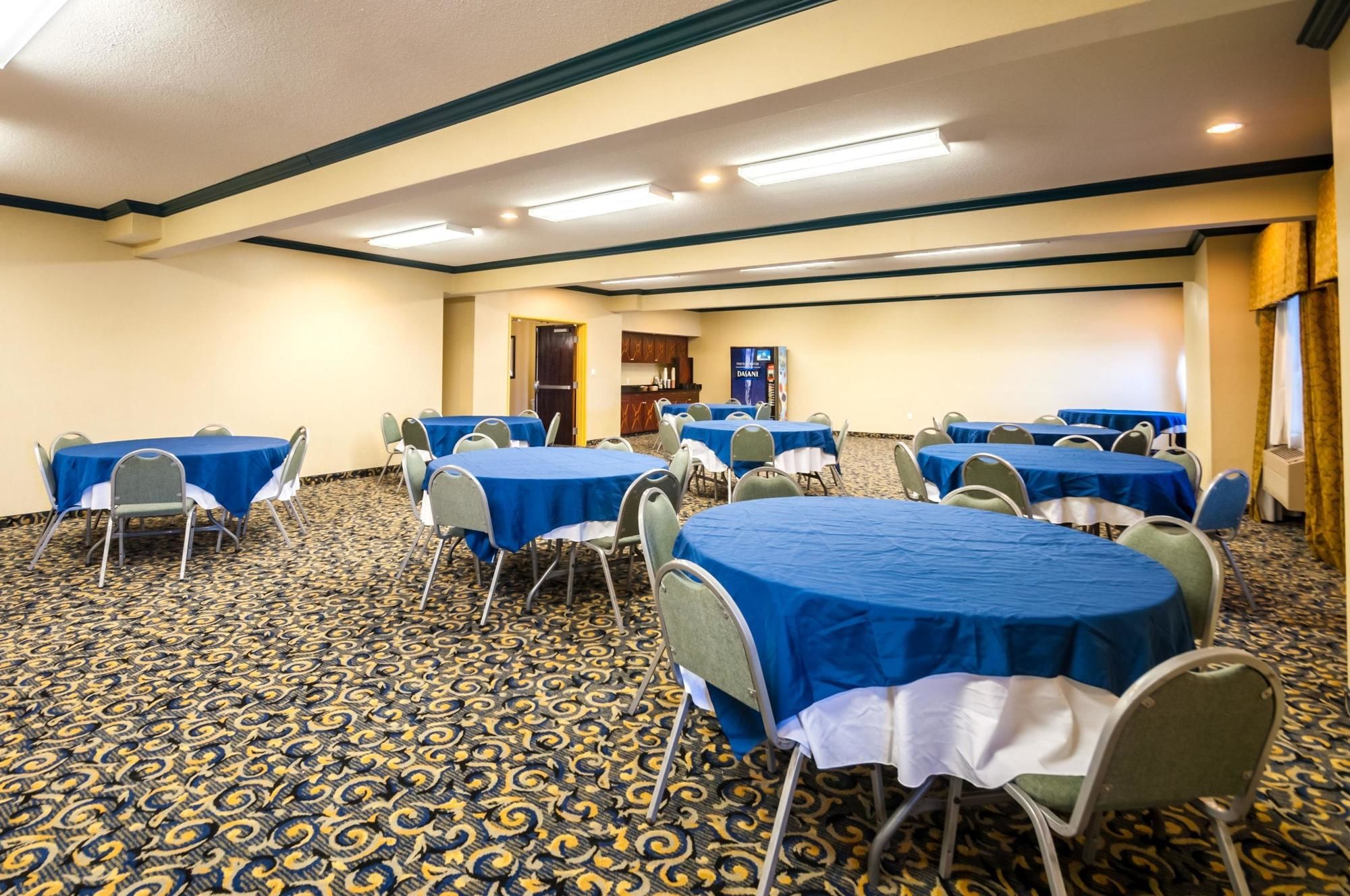 Comfort Inn & Suites