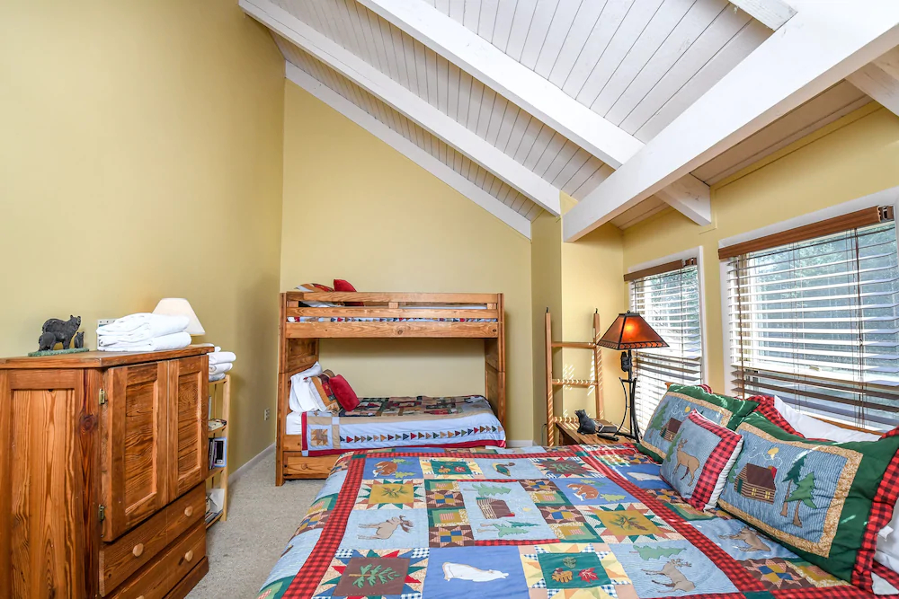 Bear Feet Townhome