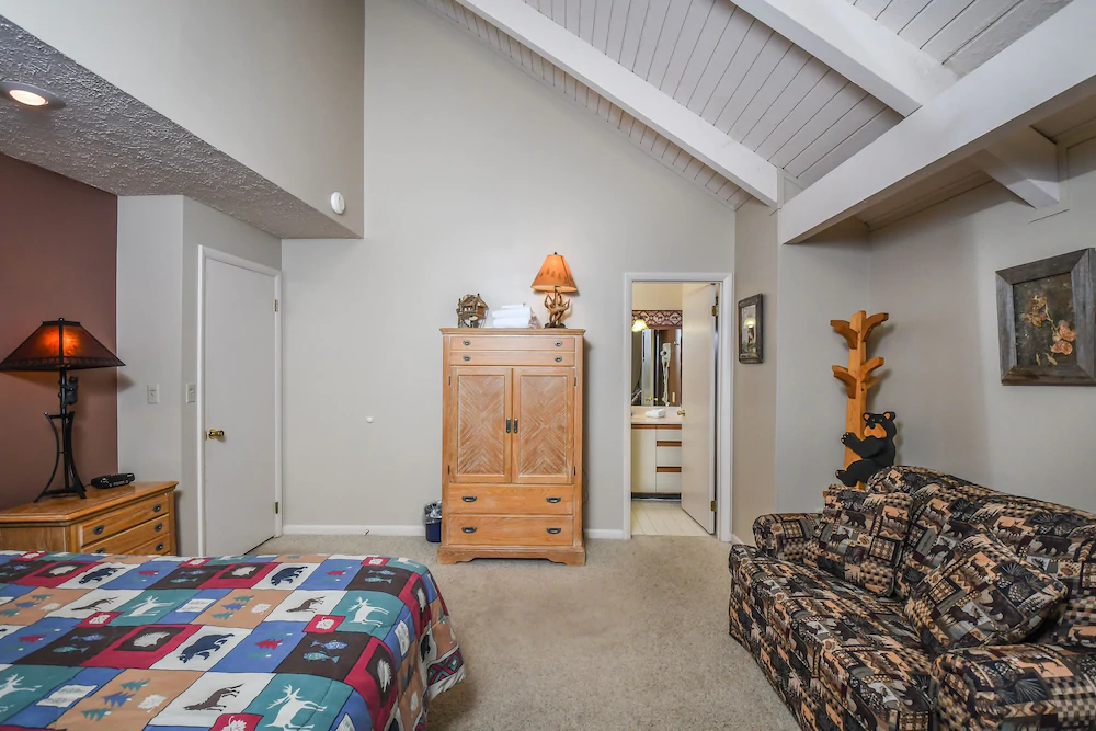 Bear Feet Townhome