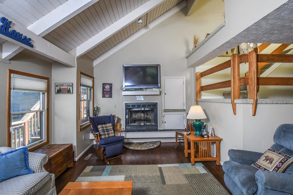 Bear Feet Townhome