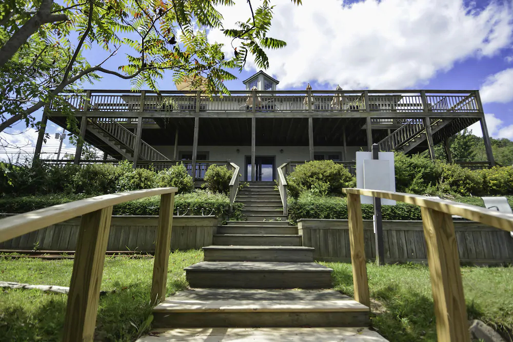 Boxer Overlook House