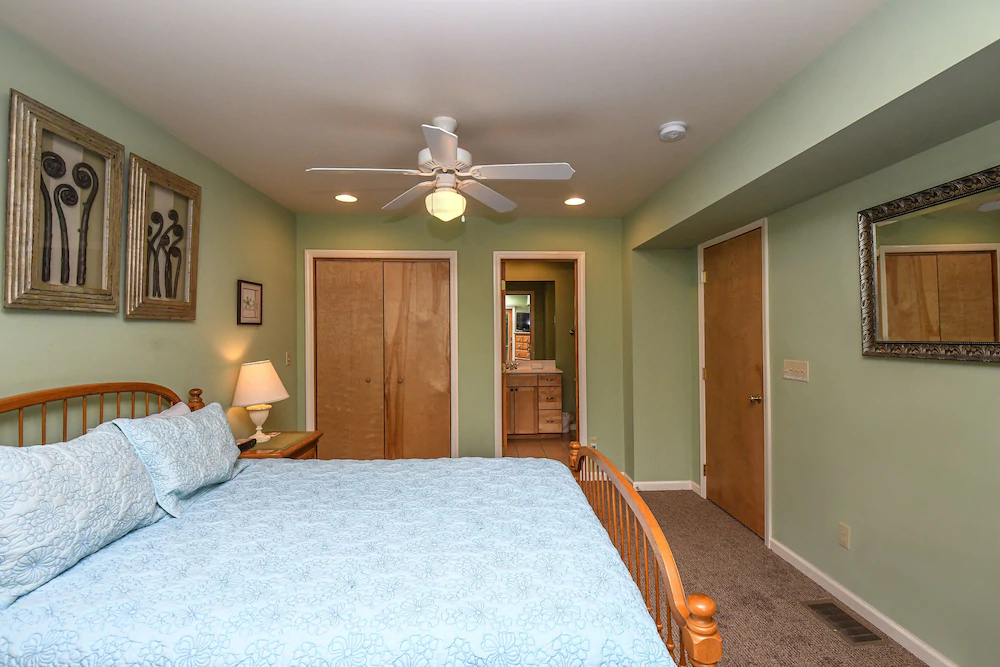 Caesar's Hideaway House