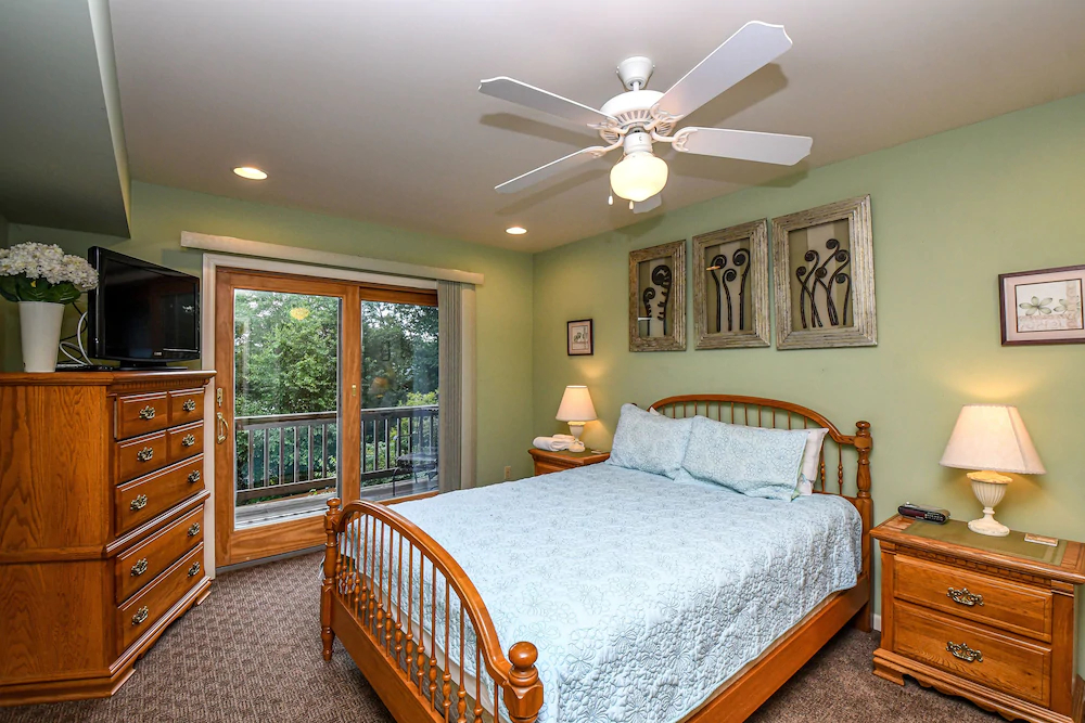 Caesar's Hideaway House