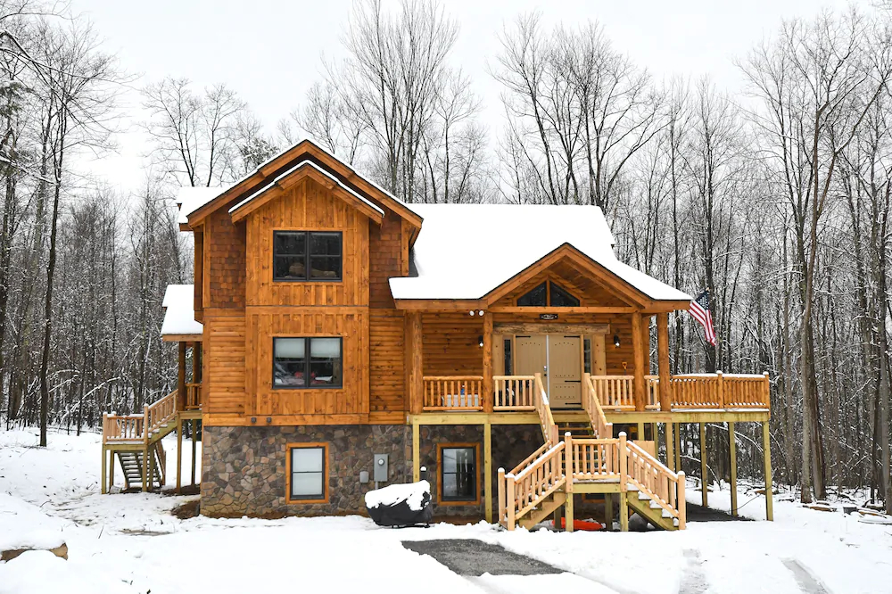 Hemlock Hideaway House