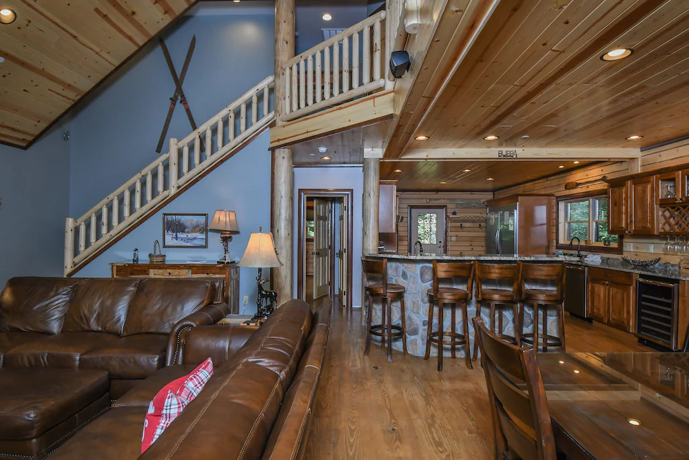 Hemlock Hideaway House