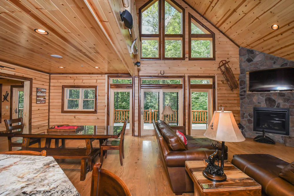 Hemlock Hideaway House