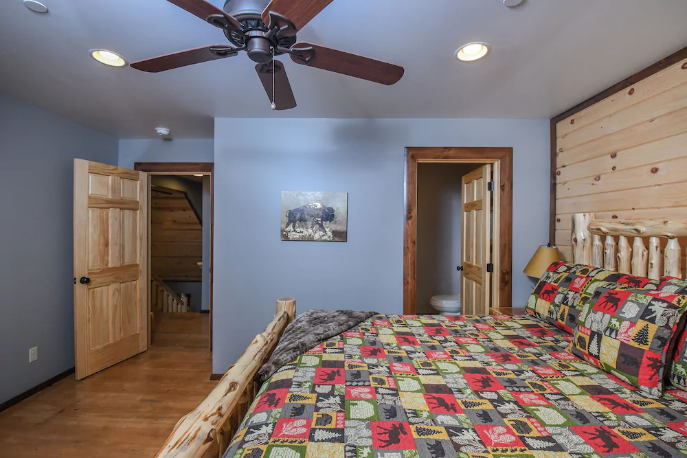 Hemlock Hideaway House