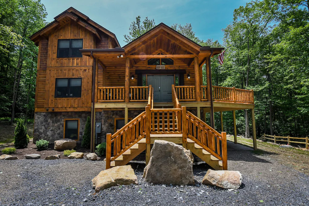Hemlock Hideaway House