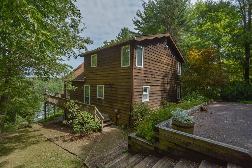 Hummingbird Hill House