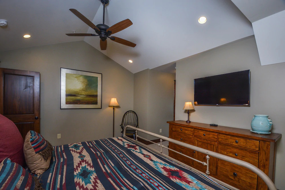 Sage Mountain Retreat