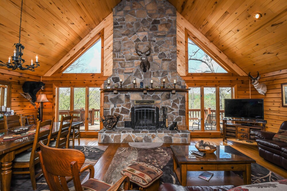Schmidt Lodge House