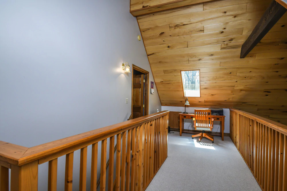 Schmidt Lodge House