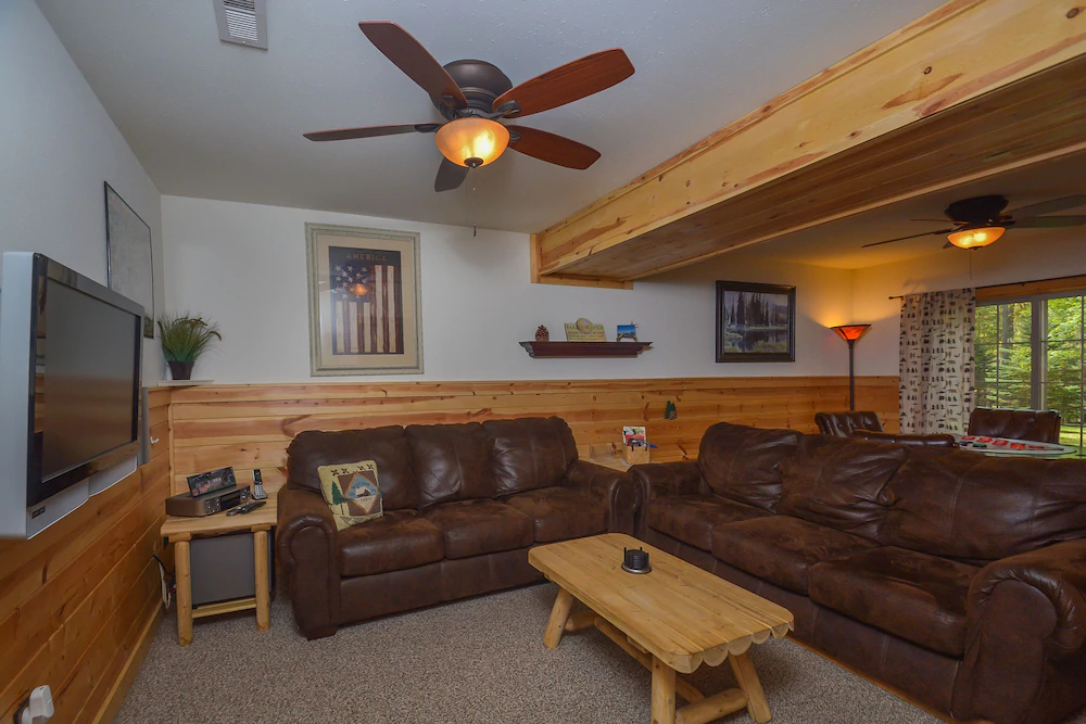 The Mountain Airy House