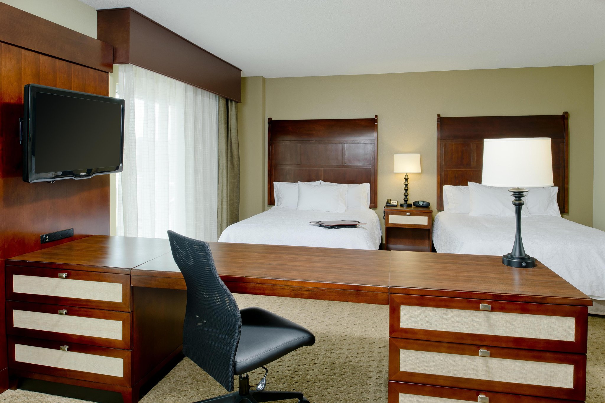 Hampton Inn & Suites Ocean City / Bayfront-Convention Center