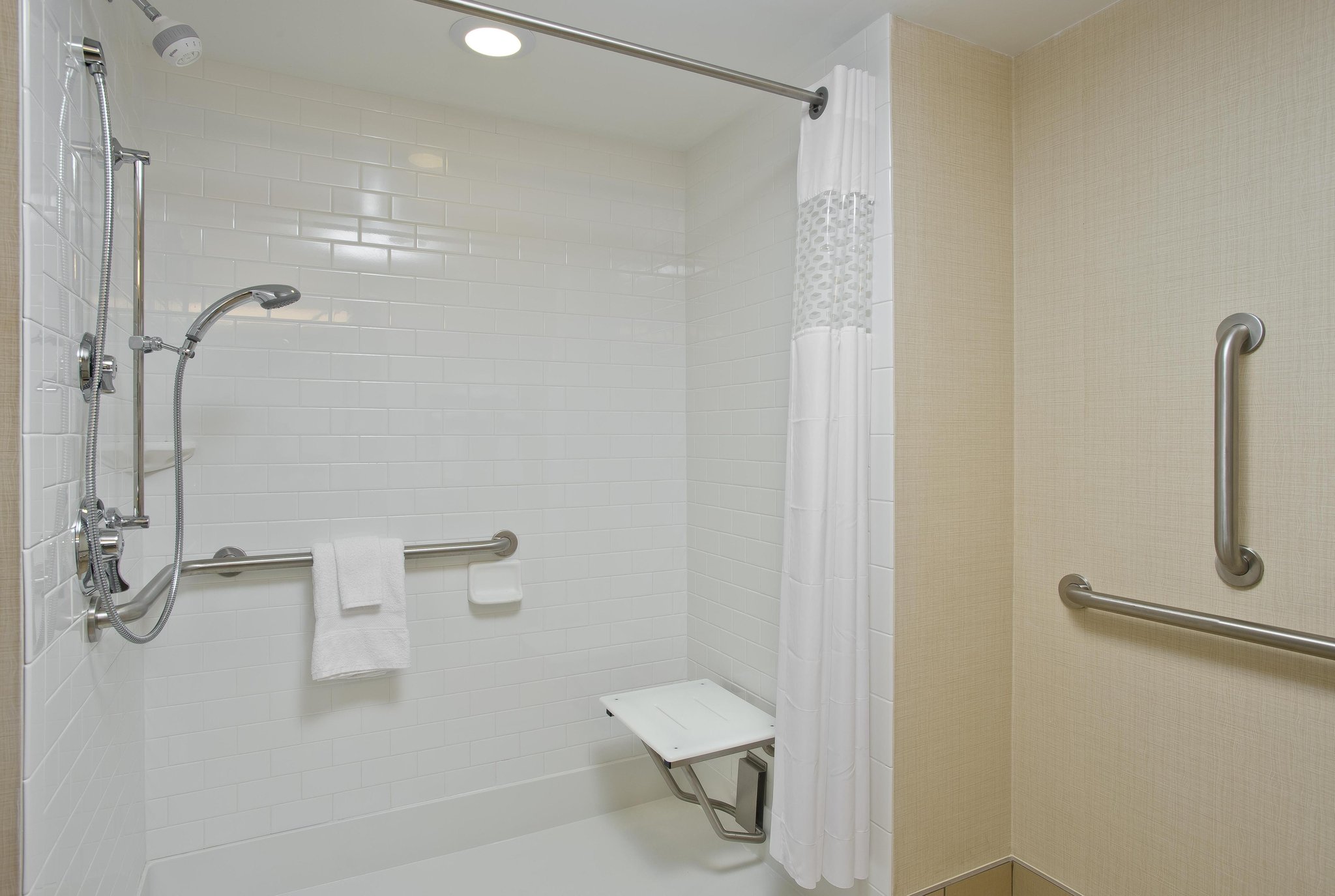 Hampton Inn & Suites Ocean City / Bayfront-Convention Center