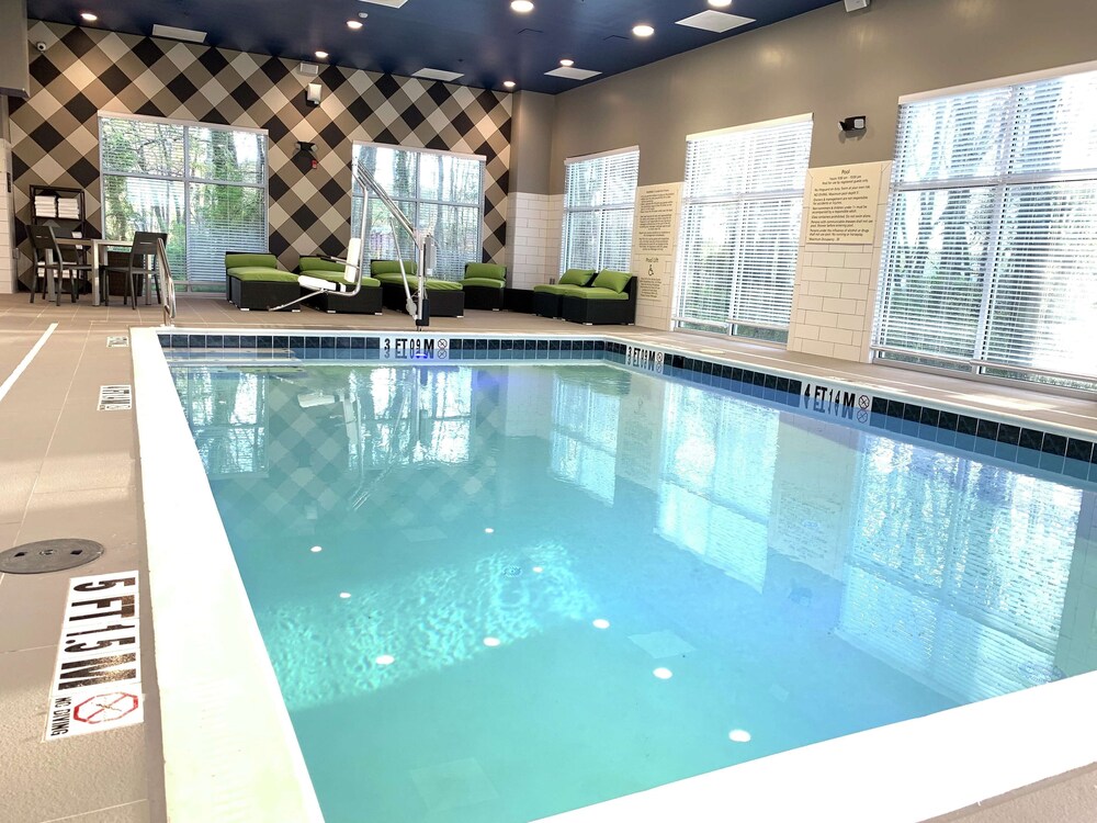 Hampton Inn & Suites Ocean City West