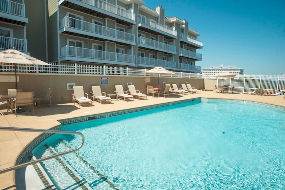 Lucayan Resort