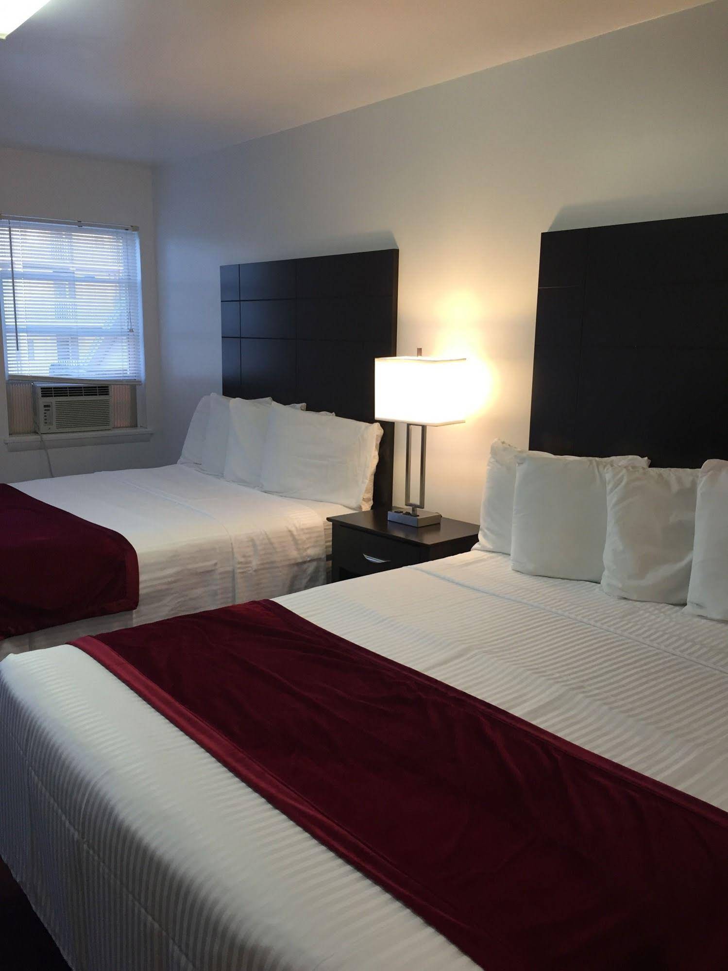 The Wellington Hotel