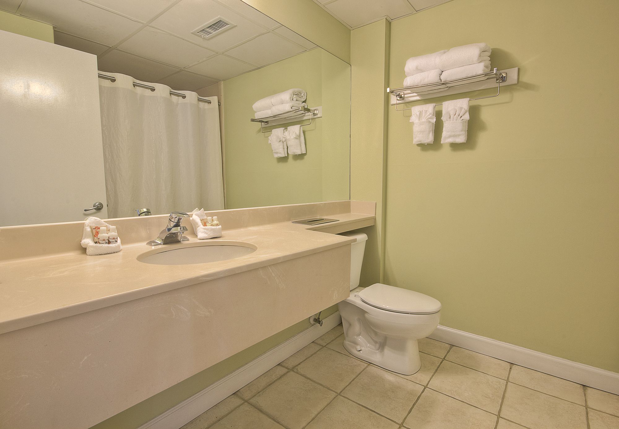 Tidelands Caribbean Hotel And Suites