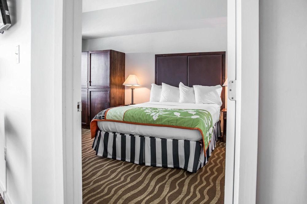 Island Inn & Suites, Ascend Collection