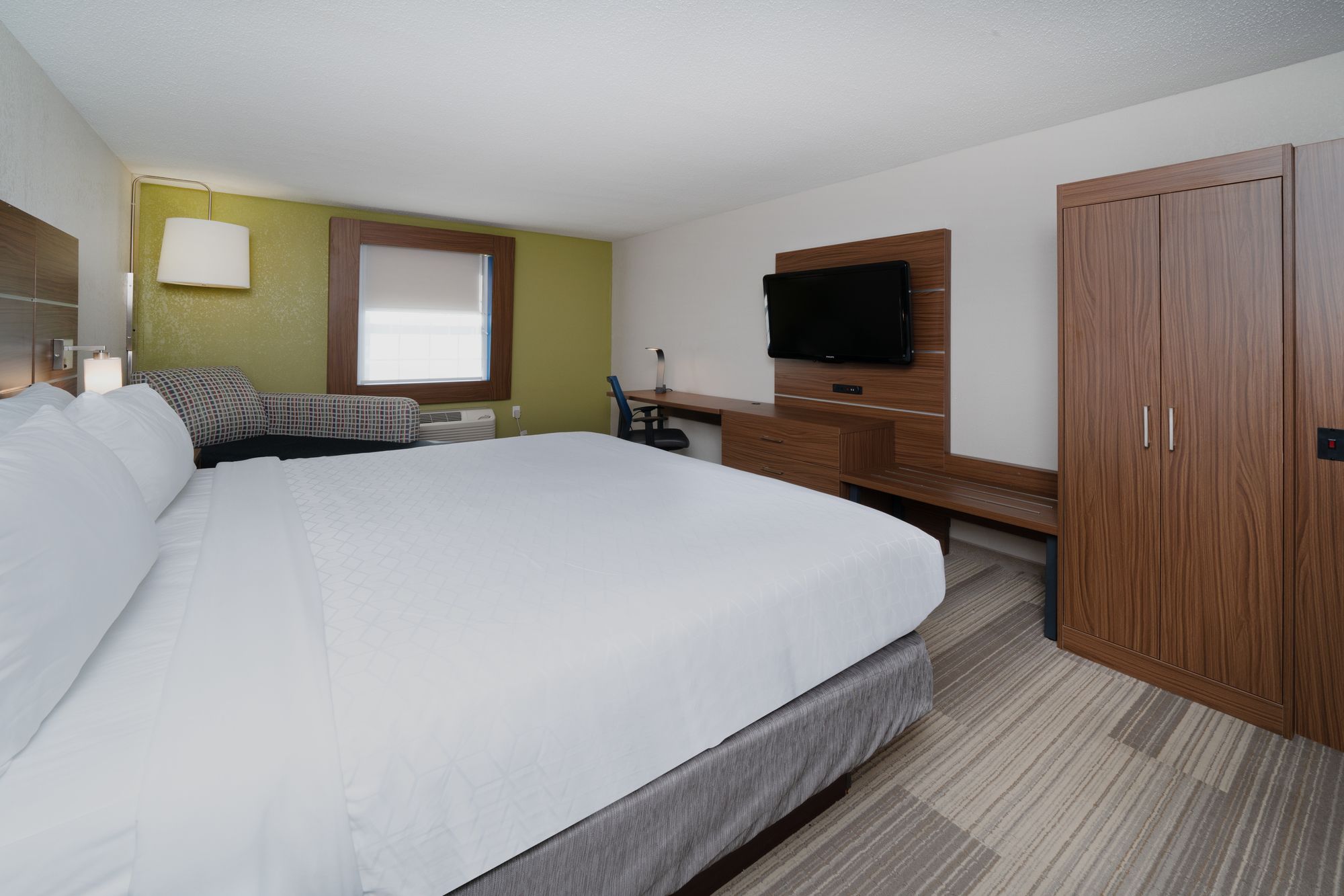 Holiday Inn Express Prince Frederick