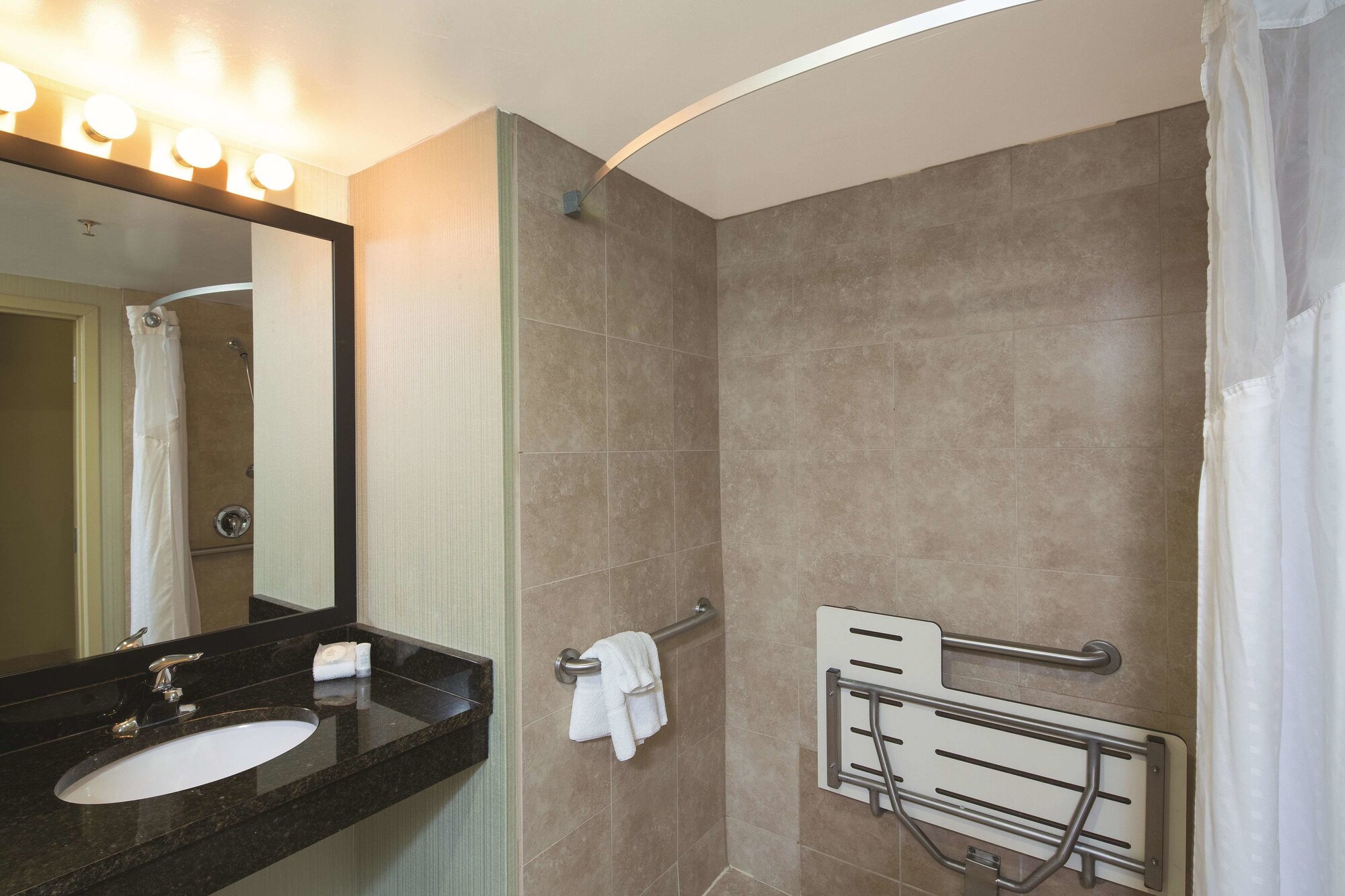 DoubleTree by Hilton Salisbury