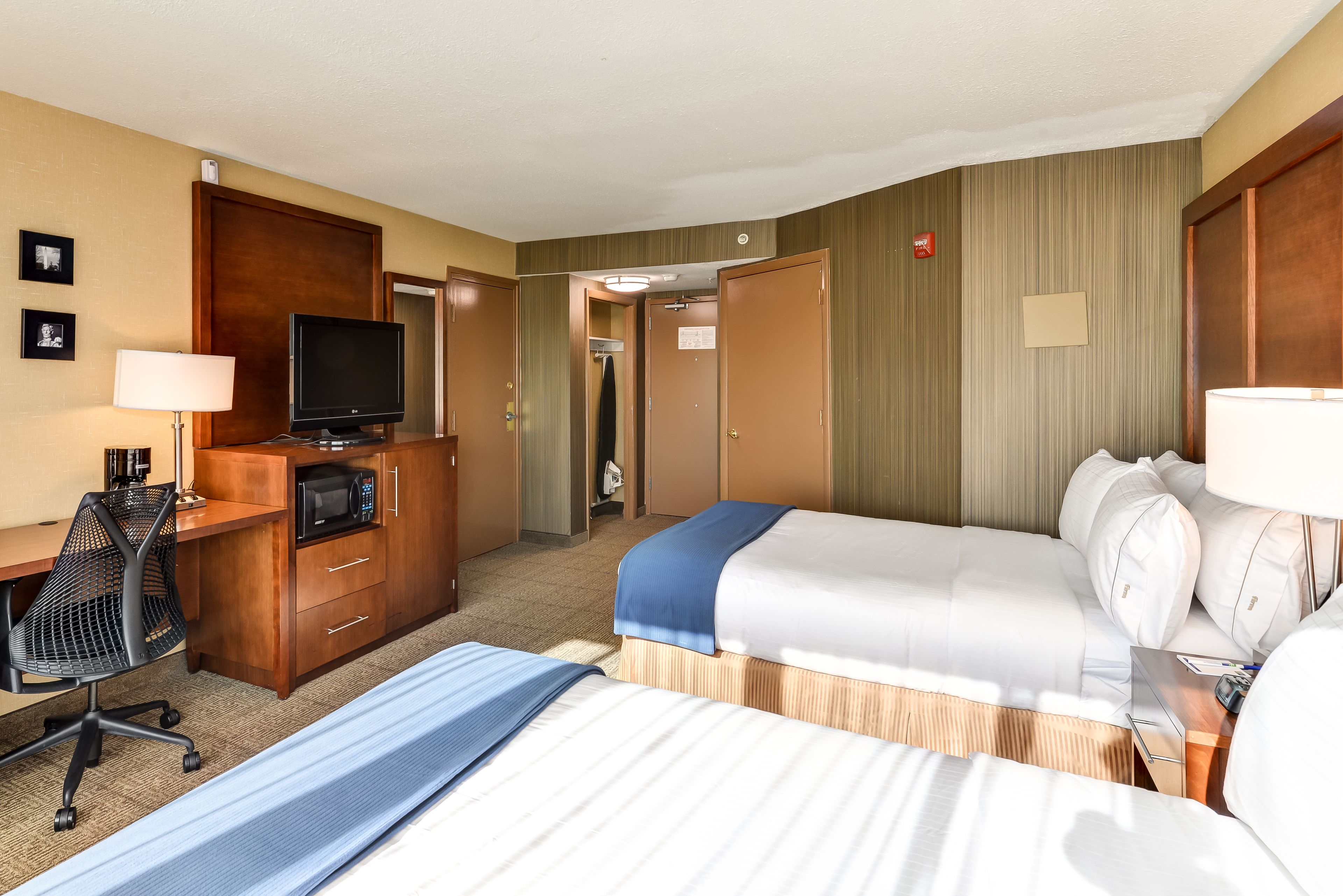 Holiday Inn Express Washington DC N-Silver Spring