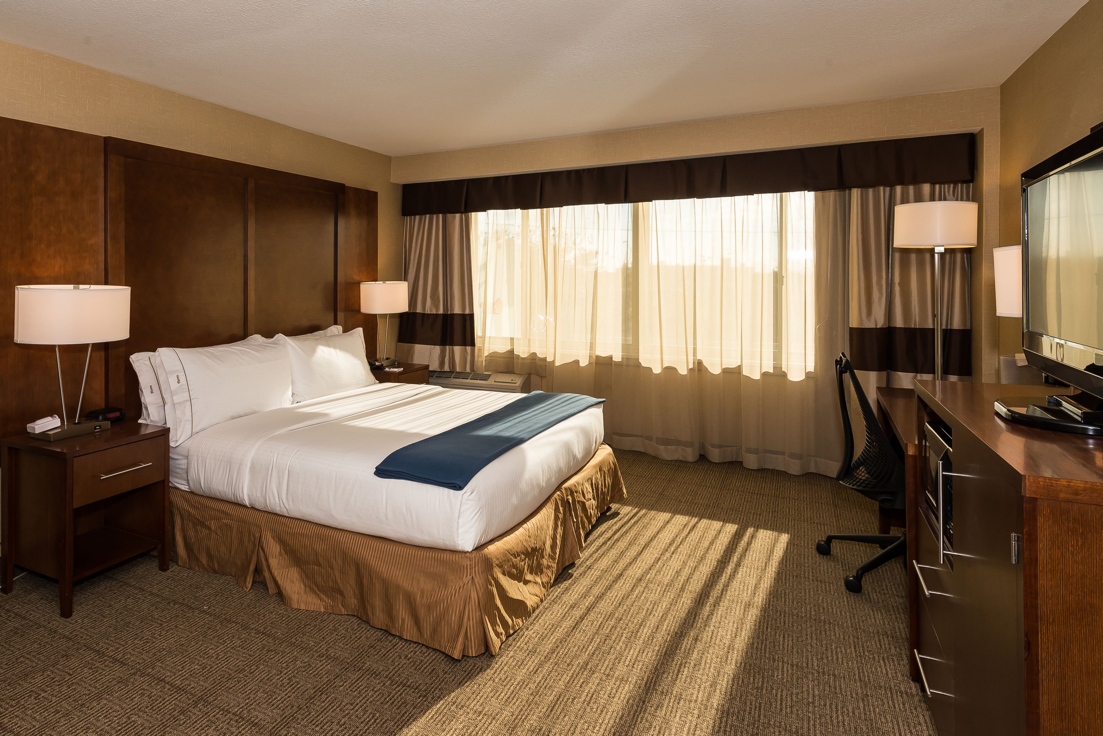 Holiday Inn Express Washington DC N-Silver Spring
