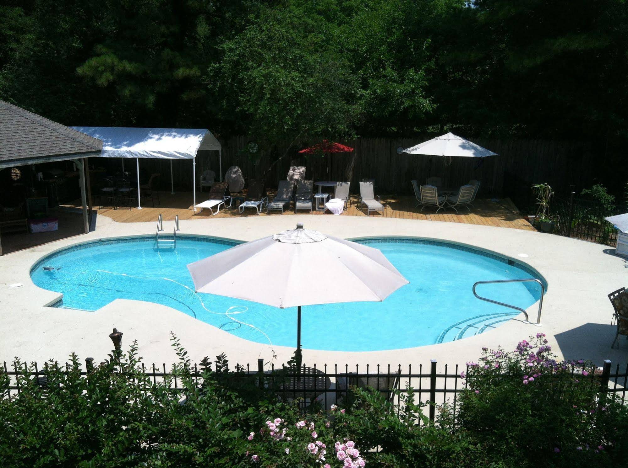 River House Inn Bed and Breakfast