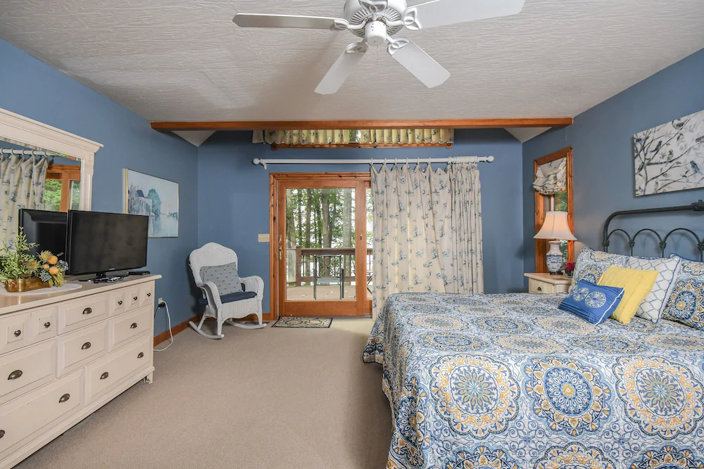 Brighton Shores Holiday Home