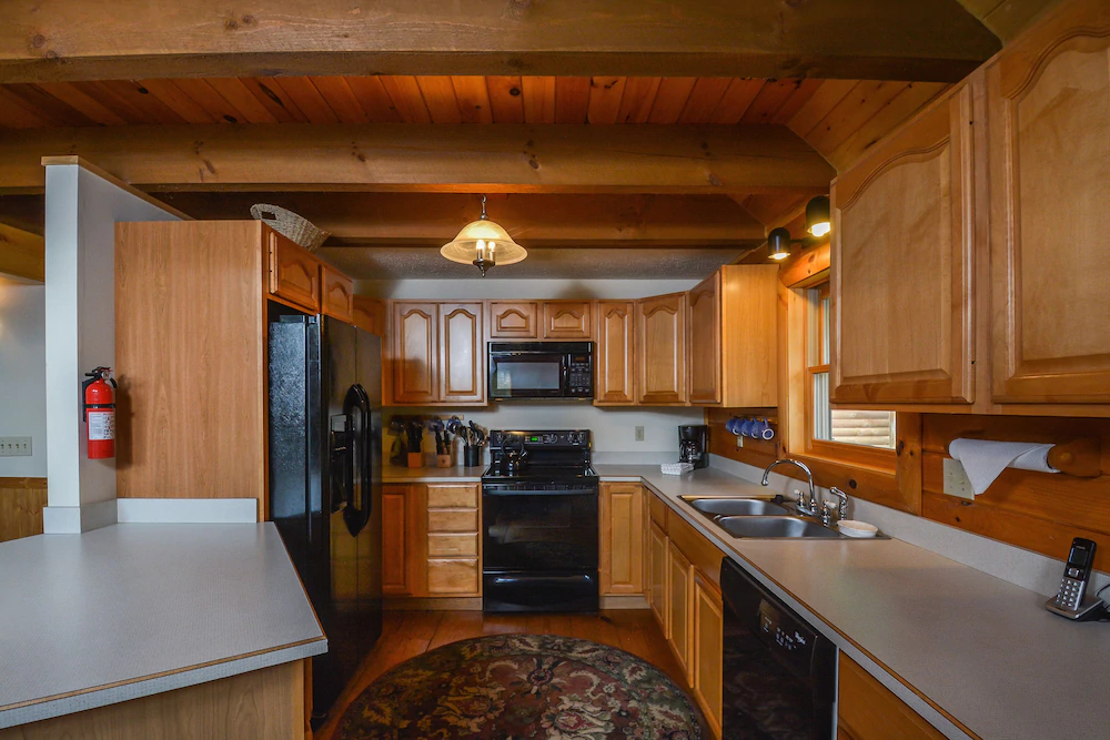 Lucky Bear Lodge House