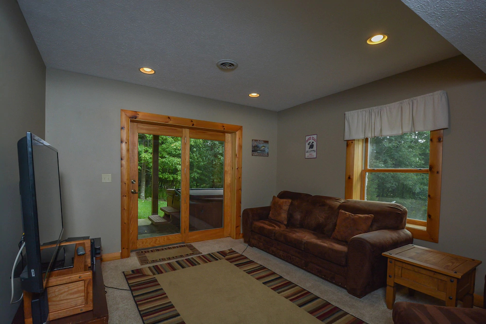 Lucky Bear Lodge House