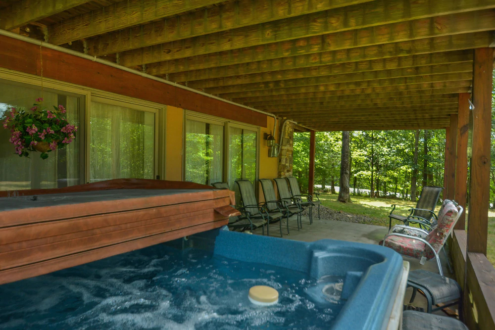 Timberwolf House